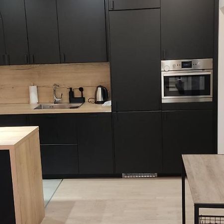 Be My Guest- Fontany Luxury Apartment Metro Wi-Fi Free Parking Zone 바르샤바 외부 사진