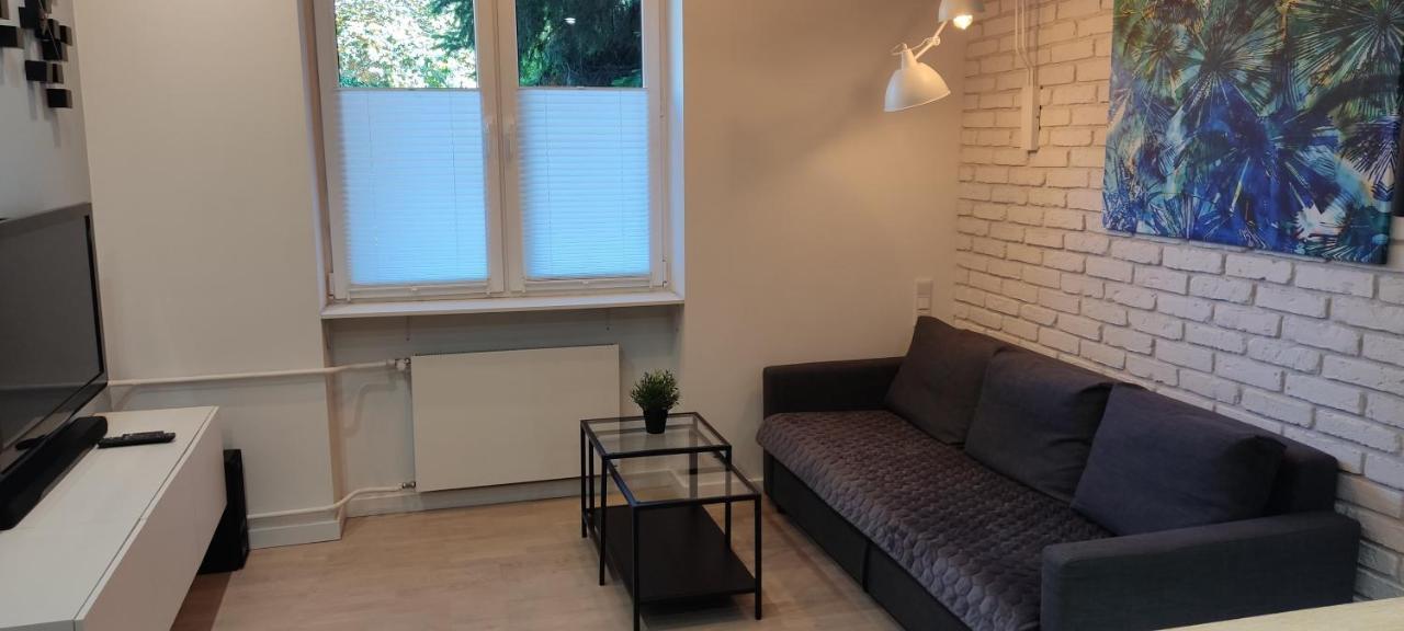Be My Guest- Fontany Luxury Apartment Metro Wi-Fi Free Parking Zone 바르샤바 외부 사진