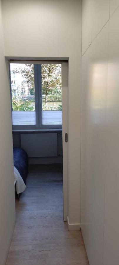Be My Guest- Fontany Luxury Apartment Metro Wi-Fi Free Parking Zone 바르샤바 외부 사진
