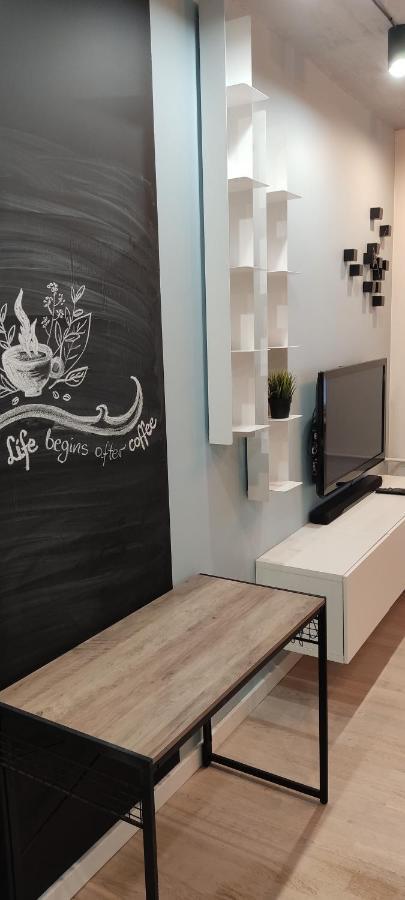 Be My Guest- Fontany Luxury Apartment Metro Wi-Fi Free Parking Zone 바르샤바 외부 사진
