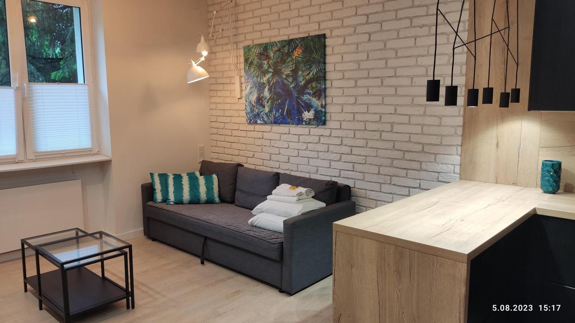 Be My Guest- Fontany Luxury Apartment Metro Wi-Fi Free Parking Zone 바르샤바 외부 사진