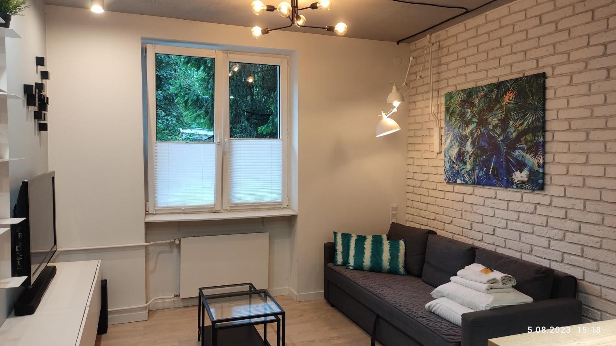 Be My Guest- Fontany Luxury Apartment Metro Wi-Fi Free Parking Zone 바르샤바 외부 사진